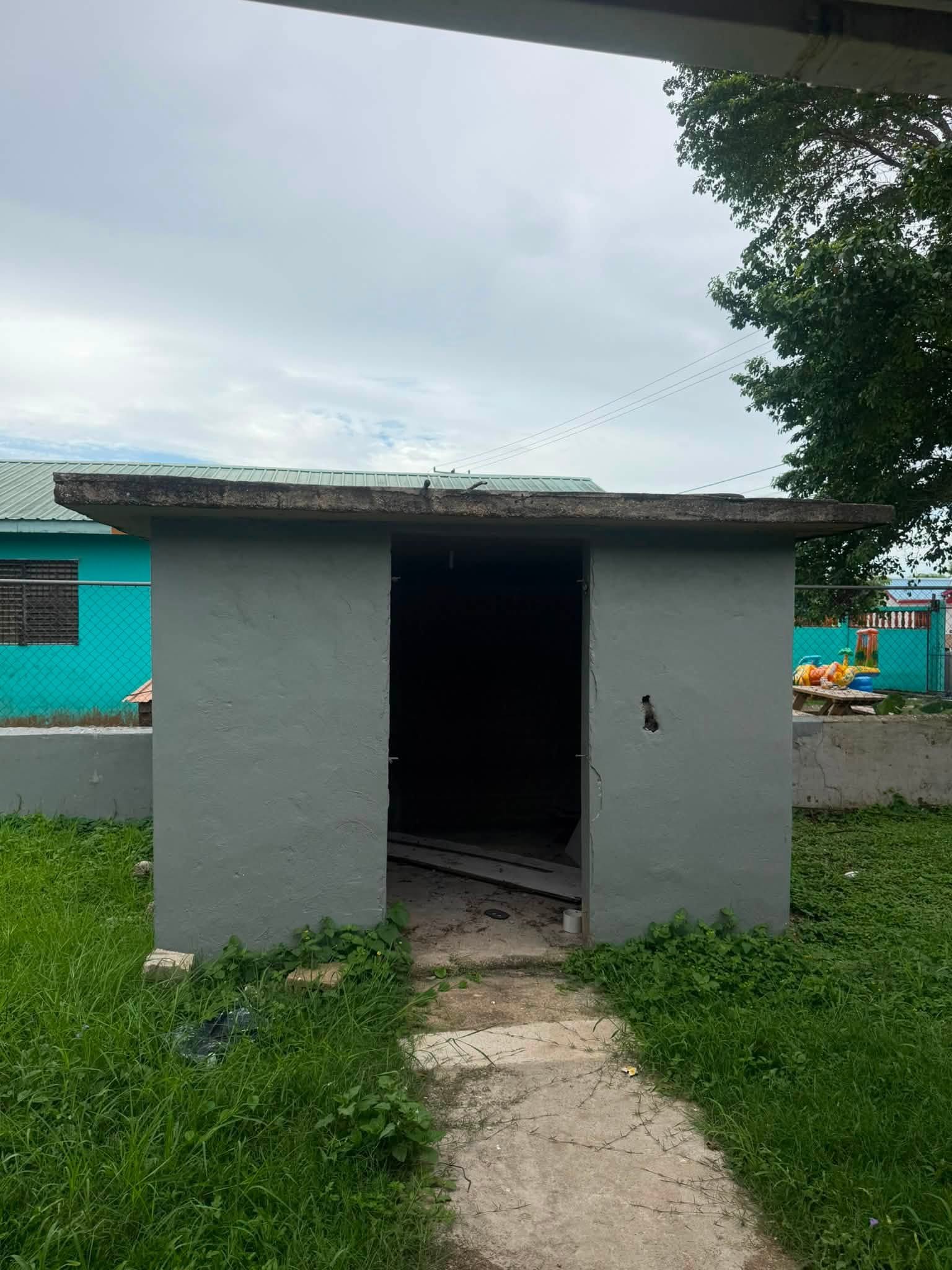 SPACIOUS 4-BEDROOM HOME IN BELMOPAN CITY